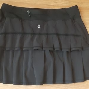 Lululemon Run Pacesetter skirt/skort,size 8 Tall,Black